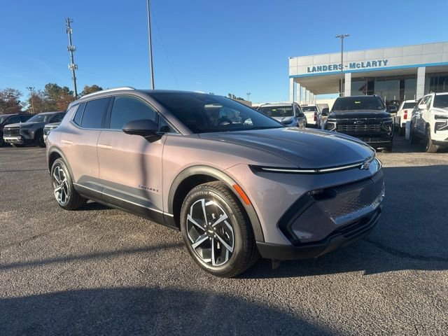 New 2026 Chevrolet Equinox EV LT image 1