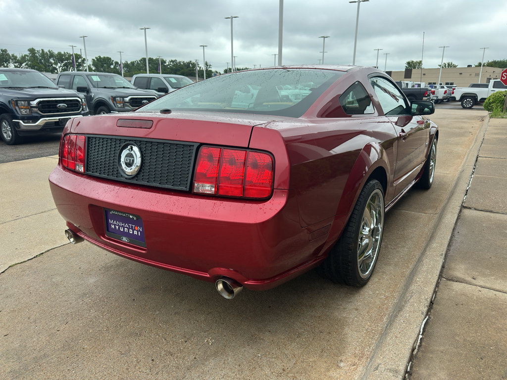 Used 2007 Ford Mustang GT RWD image 8