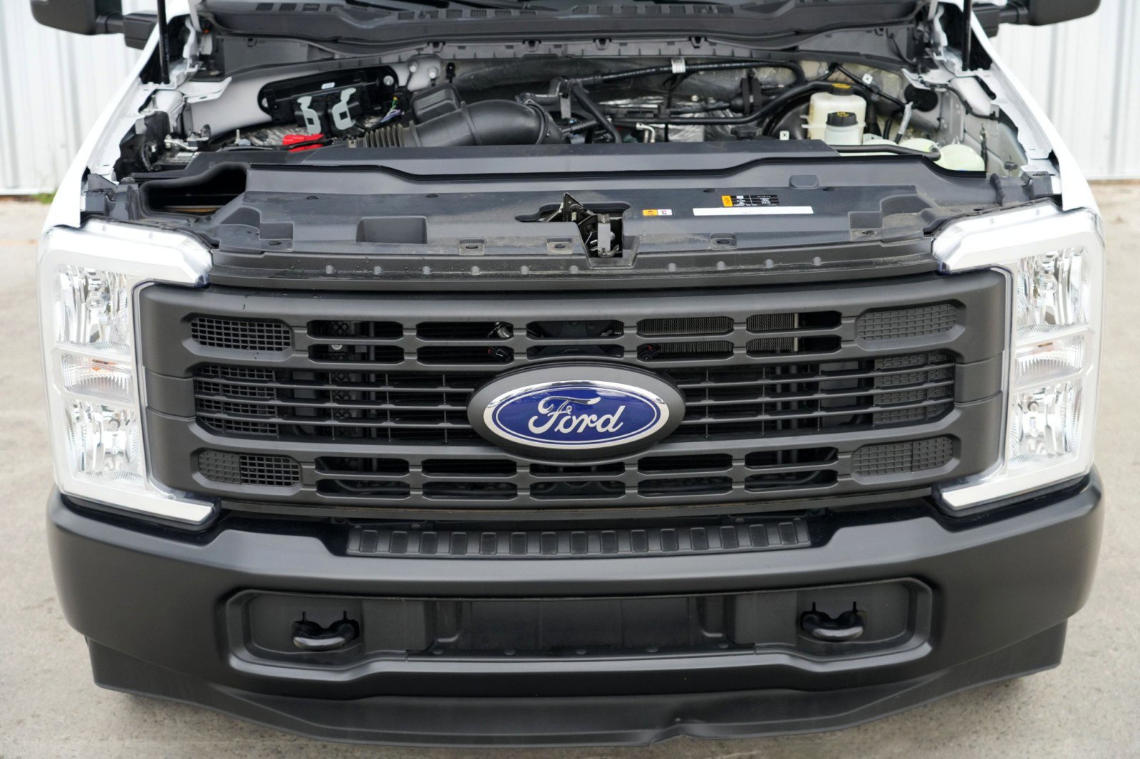 Used 2025 Ford F350 XL w/ XL Driver Assist Package image 8