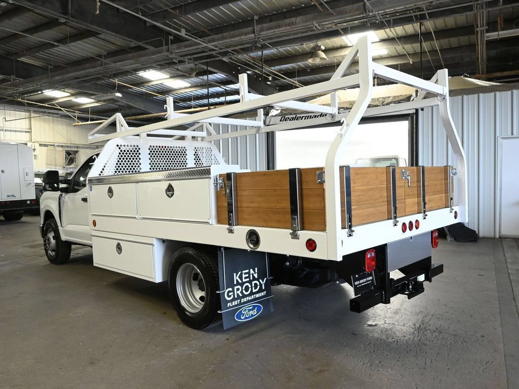 New 2026 Ford F350 XL w/ XL Chrome Package RWD image 31