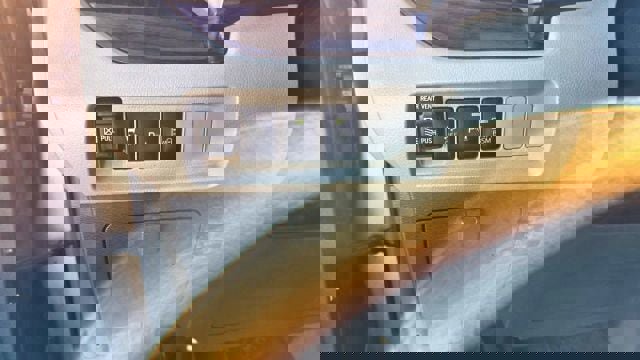 Used 2017 Toyota Sienna XLE Premium w/ Cargo Management Package image 26