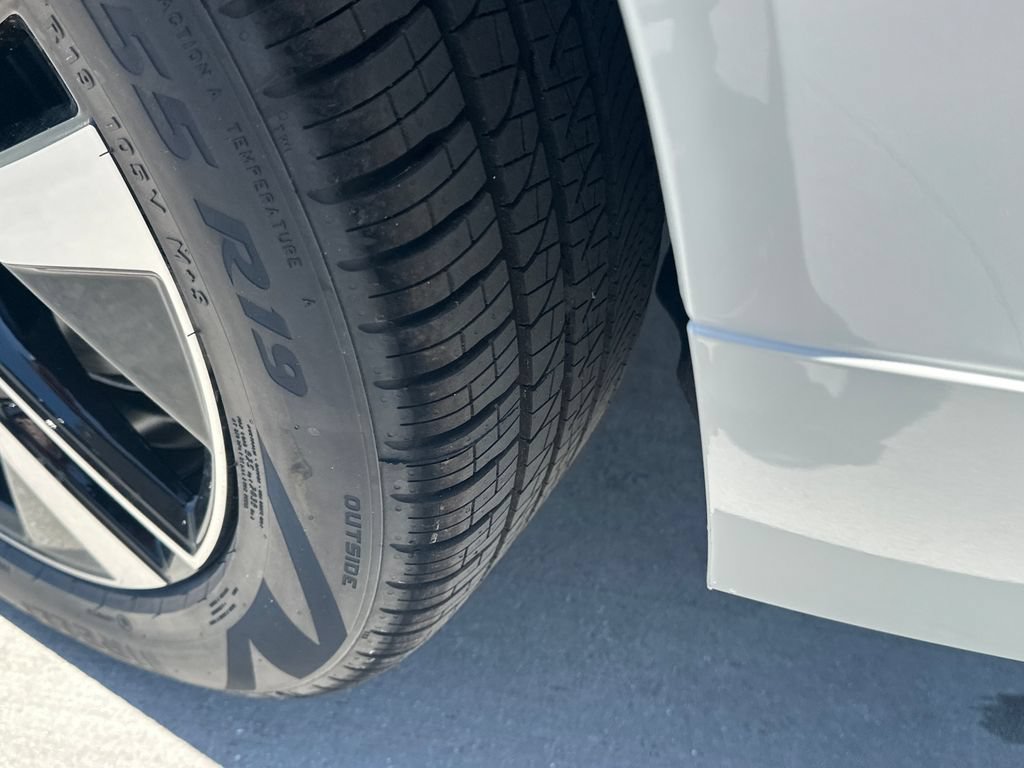 New 2026 Volvo XC60 T8 Core w/ Climate Package AWD/4WD image 11