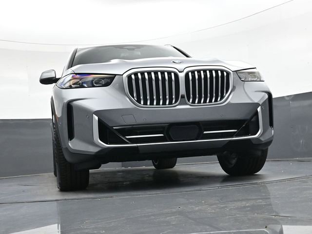 New 2026 BMW X5 xDrive40i w/ Climate Comfort Package image 38