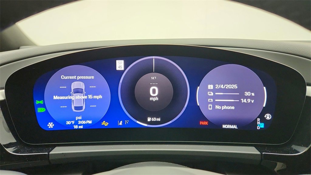 New 2025 Porsche Macan 4S Electric image 33