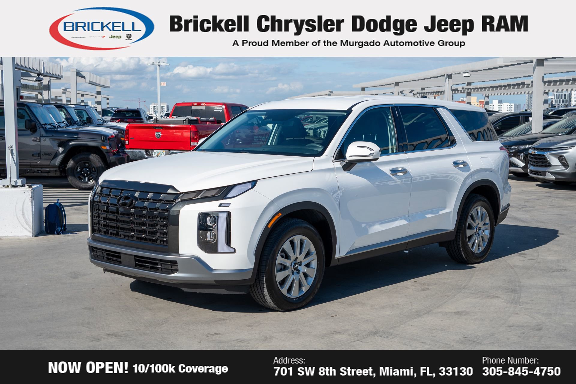 Used 2025 Hyundai Palisade SE image 1