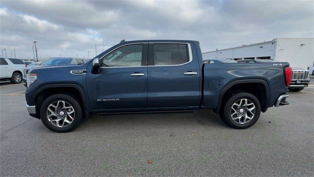 Used 2022 GMC Sierra 1500 SLT w/ SLT Convenience Package image 6
