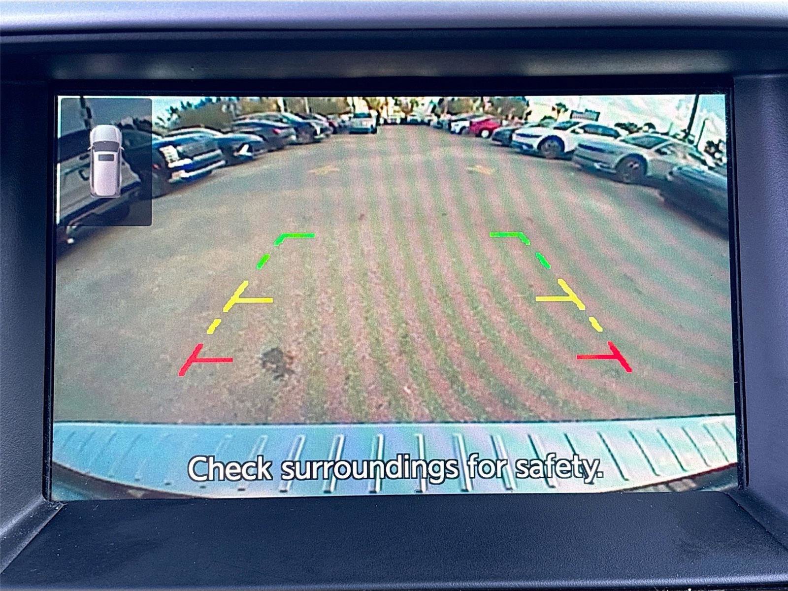 Used 2020 Nissan Pathfinder SV image 14