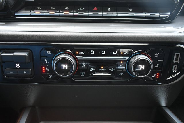 Used 2024 Chevrolet Silverado 1500 High Country image 30