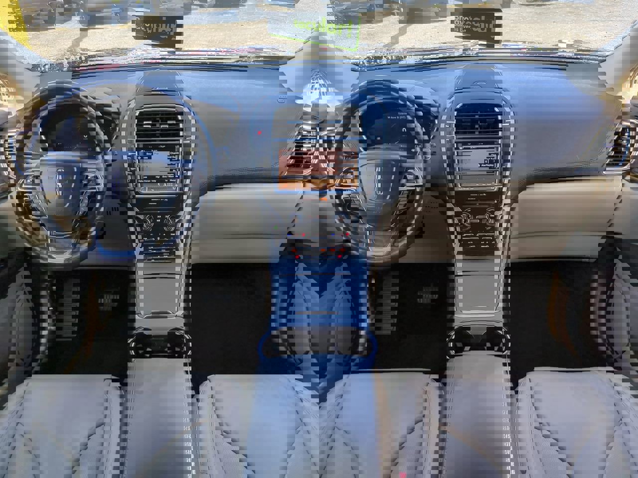 Used 2019 Lincoln Nautilus Select FWD image 15