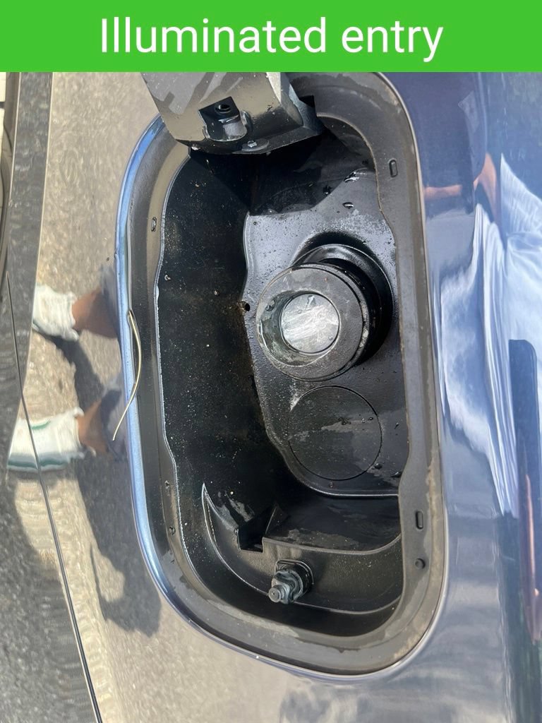 Used 2018 Chevrolet Equinox LT FWD image 36