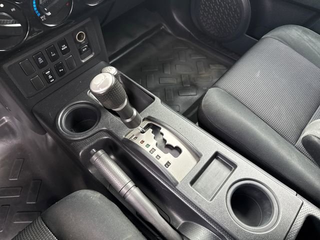 Used 2008 Toyota FJ Cruiser 4WD image 28