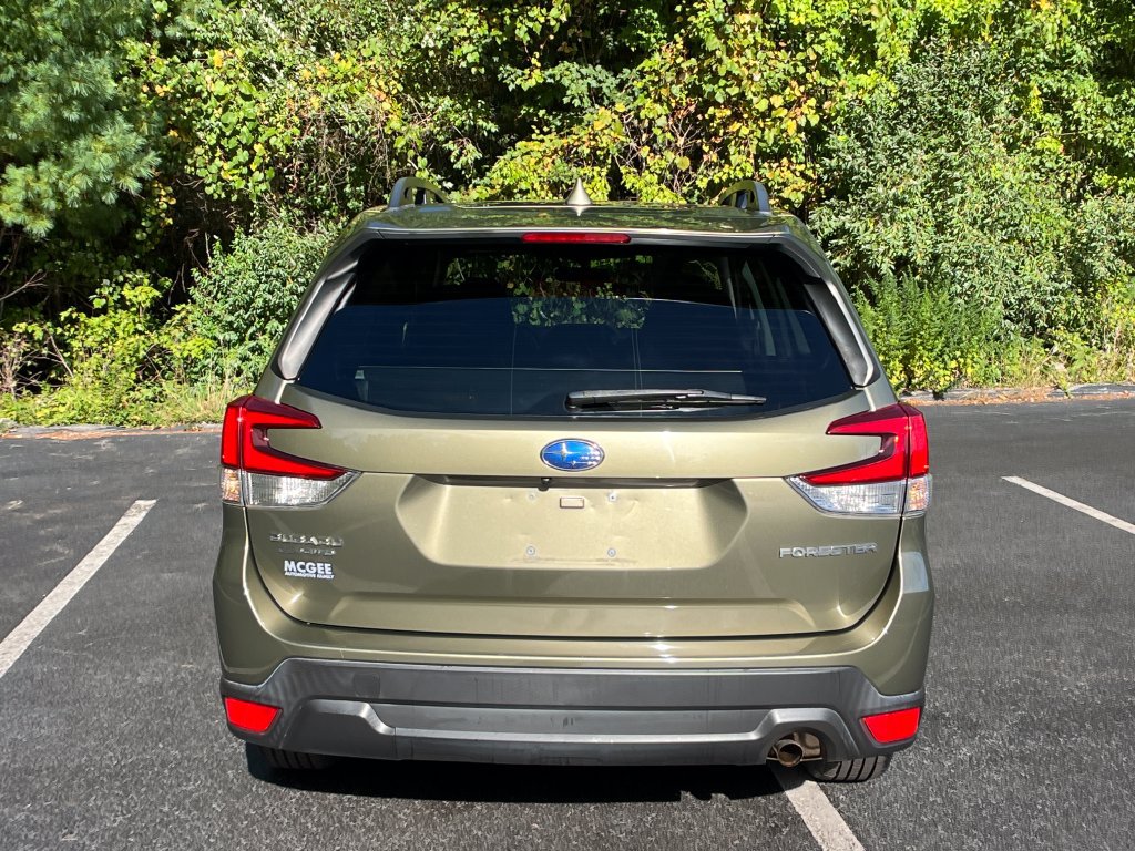 Used 2022 Subaru Forester Premium AWD/4WD image 4