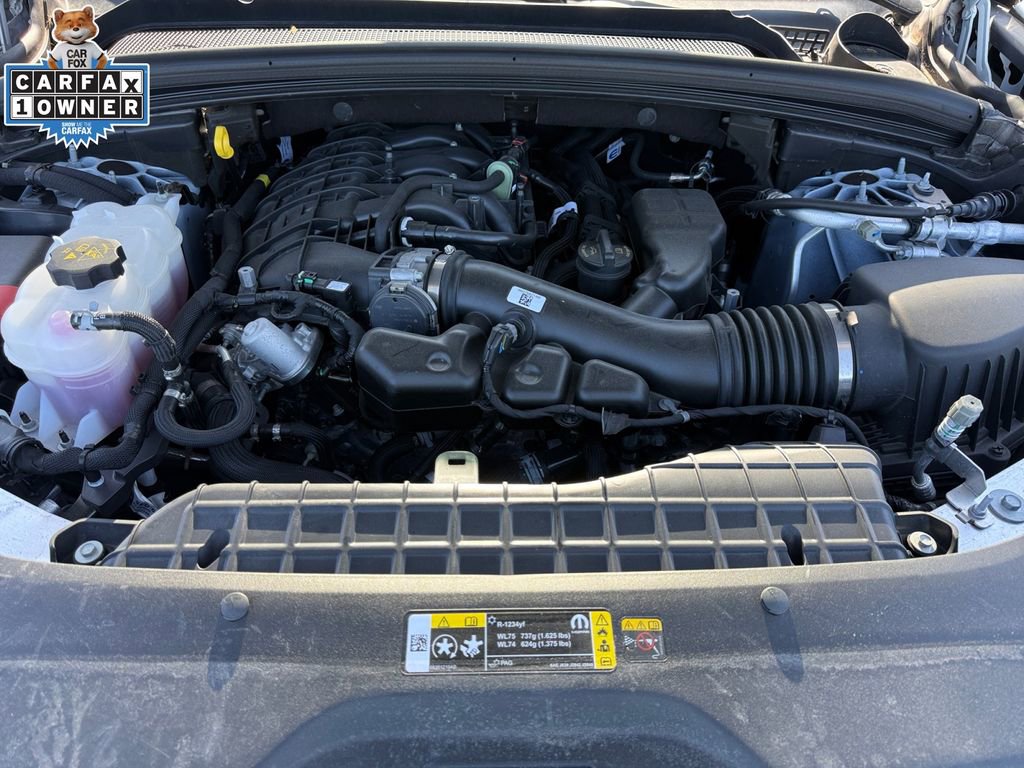 Used 2024 Jeep Grand Cherokee Limited image 23