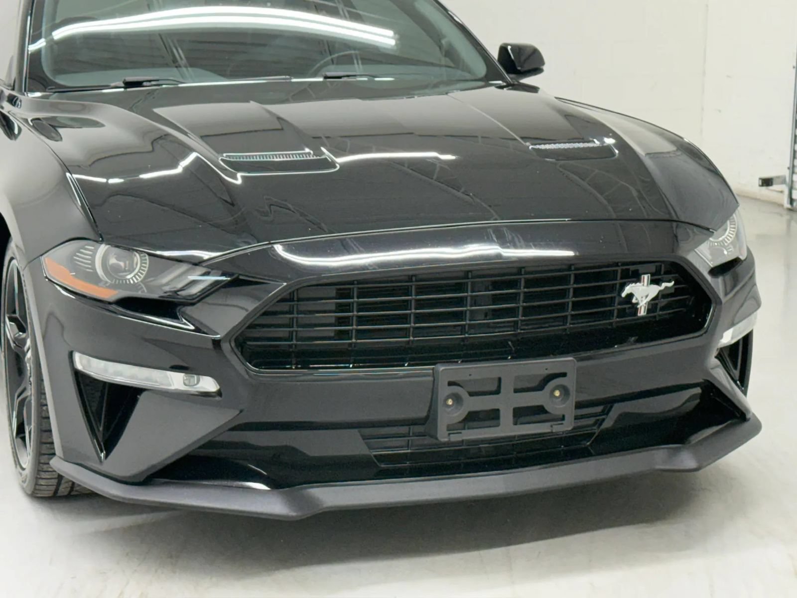 Used 2019 Ford Mustang GT Premium w/ California Special Package RWD image 32