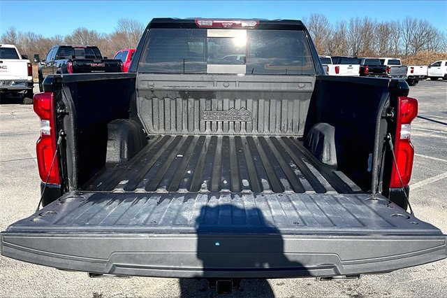 Used 2024 Chevrolet Silverado 1500 High Country w/ Technology Package image 7