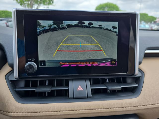 Used 2025 Toyota RAV4 LE image 22