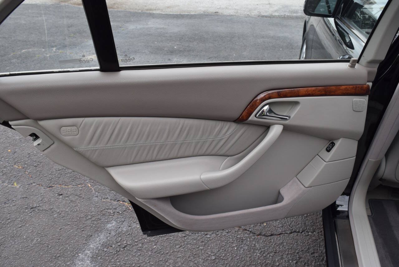 Used 2001 Mercedes-Benz S 500 image 48
