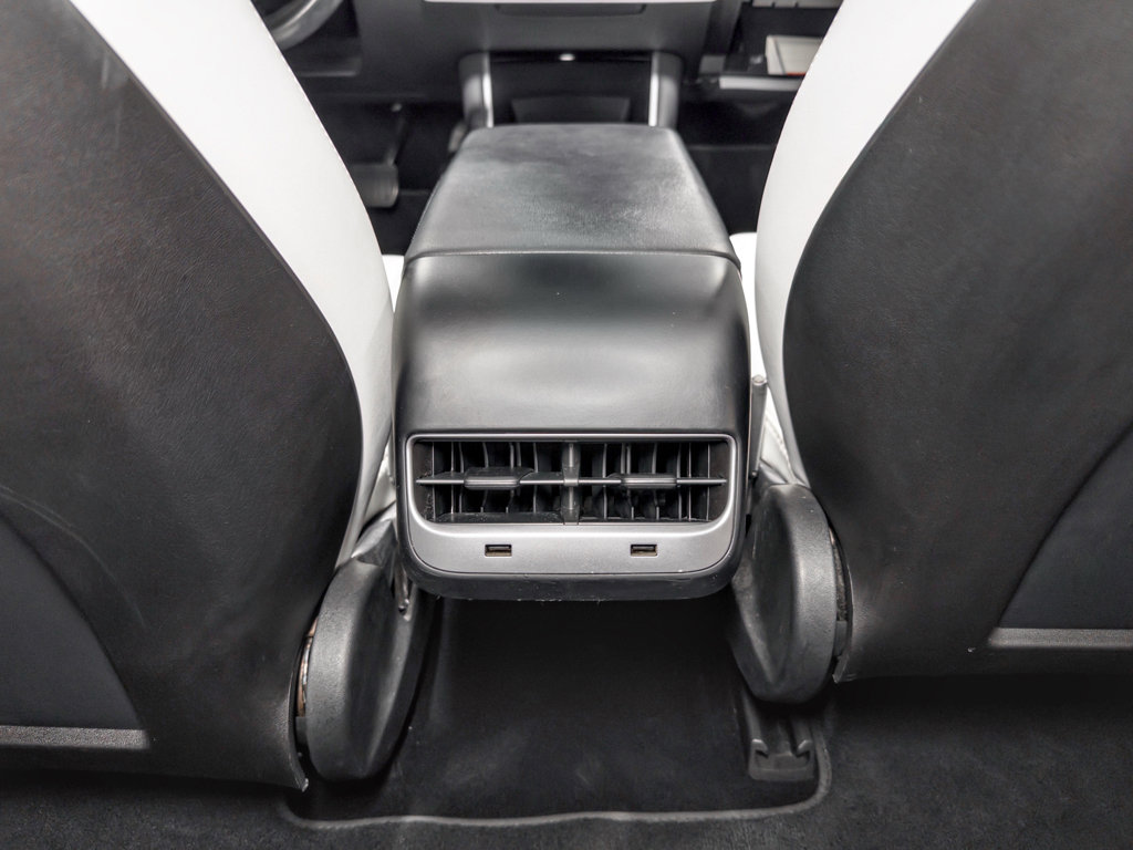 Used 2019 Tesla Model 3 Long Range image 20