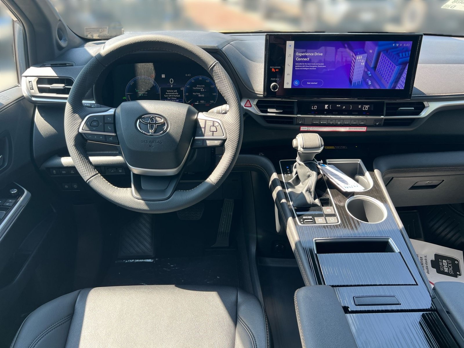 New 2026 Toyota Sienna XLE Woodland Edition AWD/4WD image 18