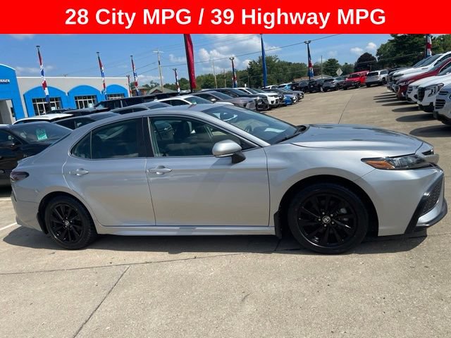 Used 2024 Toyota Camry SE