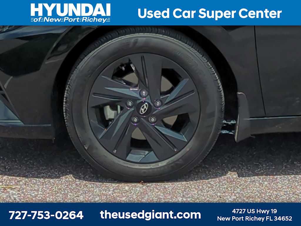 Certified 2023 Hyundai Elantra SEL FWD image 10