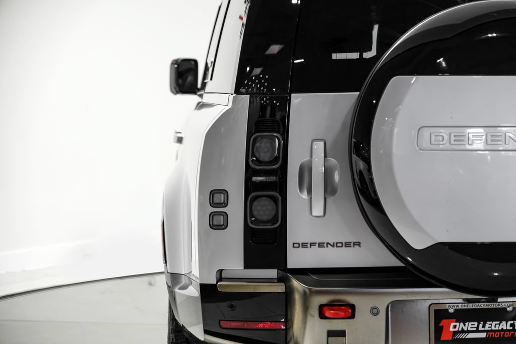 Used 2024 Land Rover Defender 130 X AWD/4WD image 48