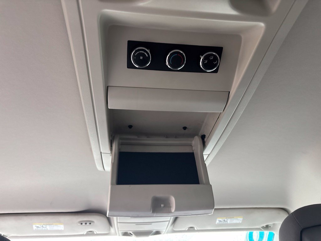 Used 2010 Dodge Grand Caravan Crew w/ Family Value Group FWD image 33