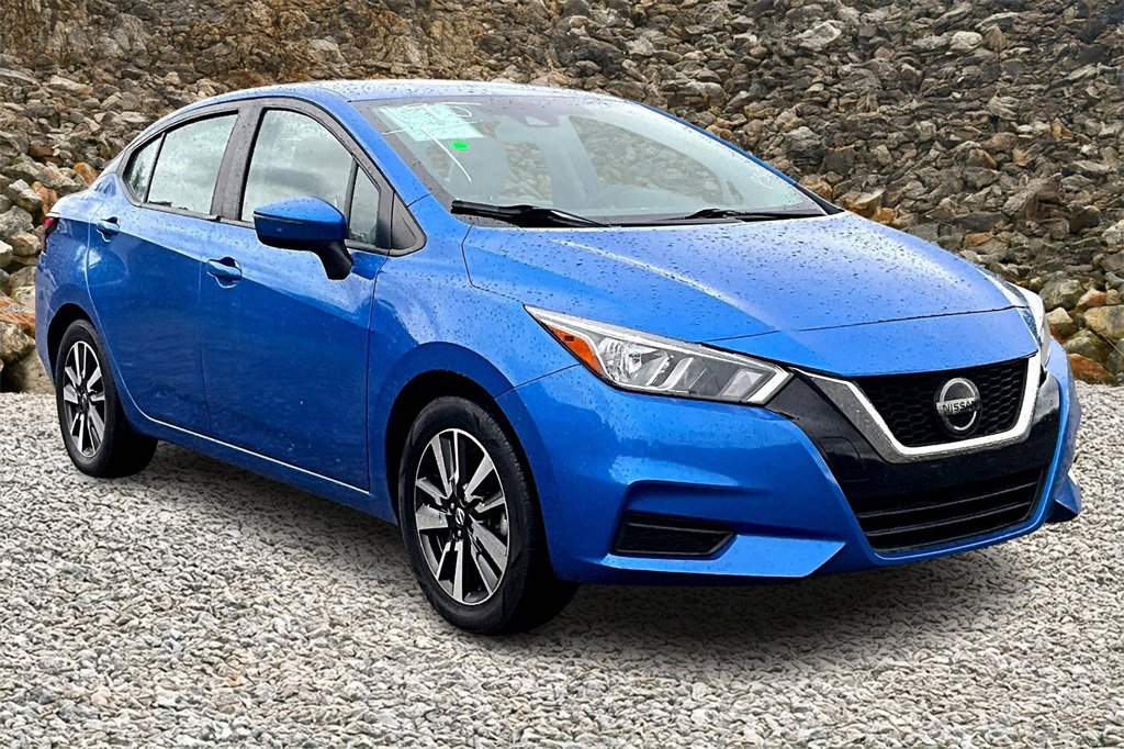 Used 2021 Nissan Versa SV image 9