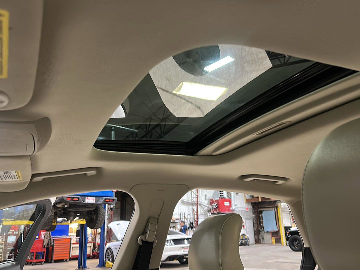 Used 2017 Ford Fusion Titanium image 24