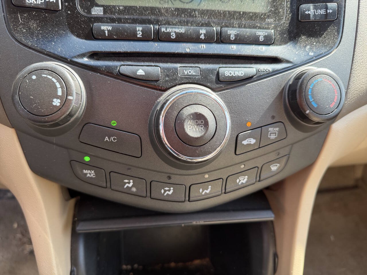 Used 2003 Honda Accord LX image 35