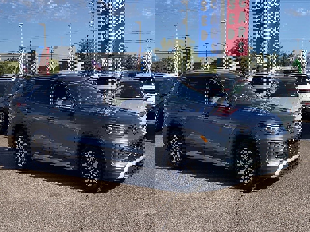 New 2025 Volkswagen Tiguan S image 2