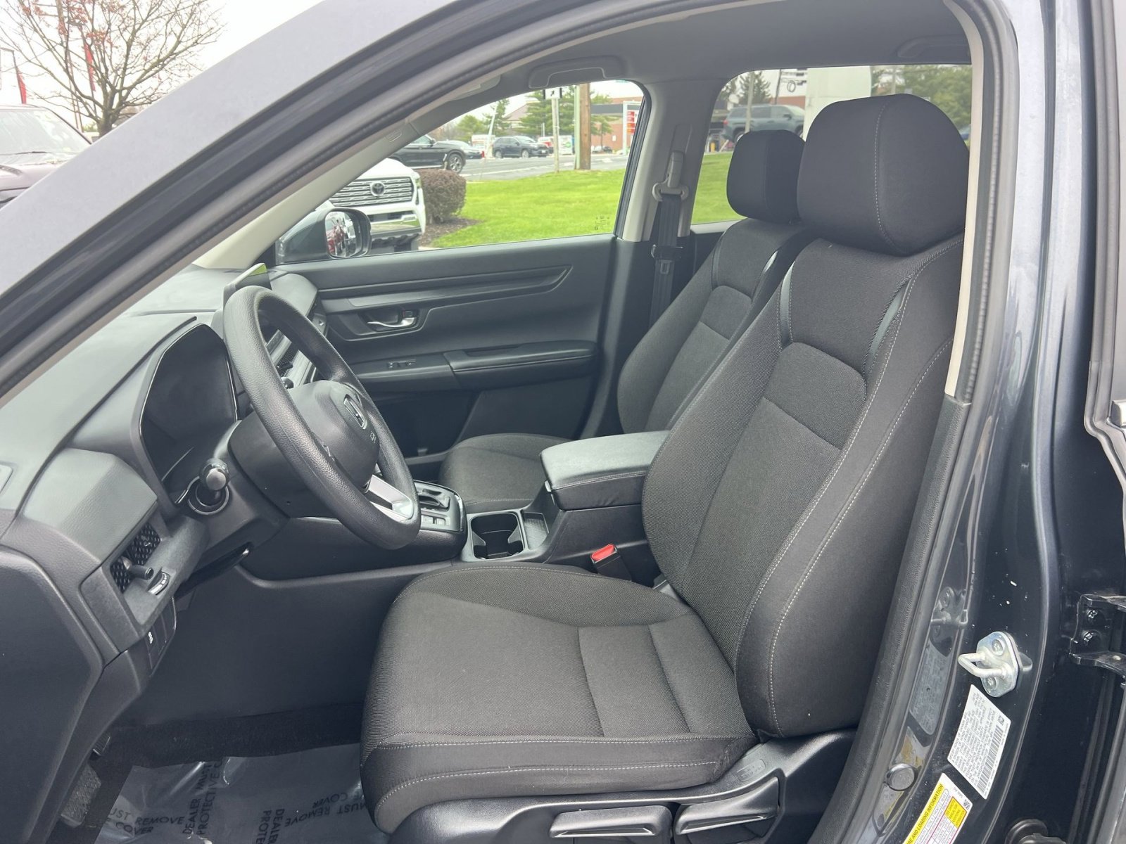 Used 2025 Honda CR-V LX image 13