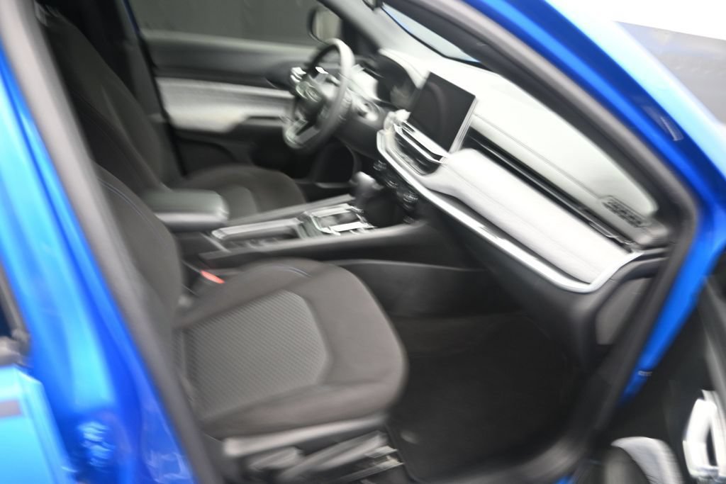 Used 2023 Jeep Compass Sport w/ Mopar Graphics Package AWD/4WD image 10