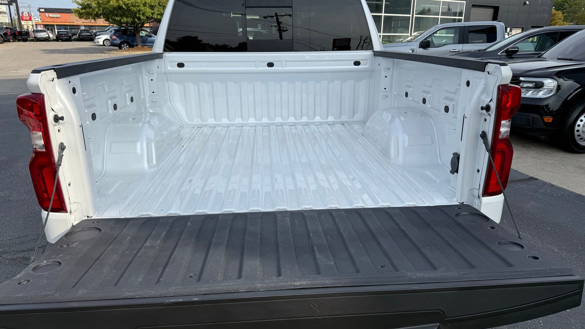Used 2023 Chevrolet Silverado 1500 LTZ w/ LTZ Convenience Package II image 15