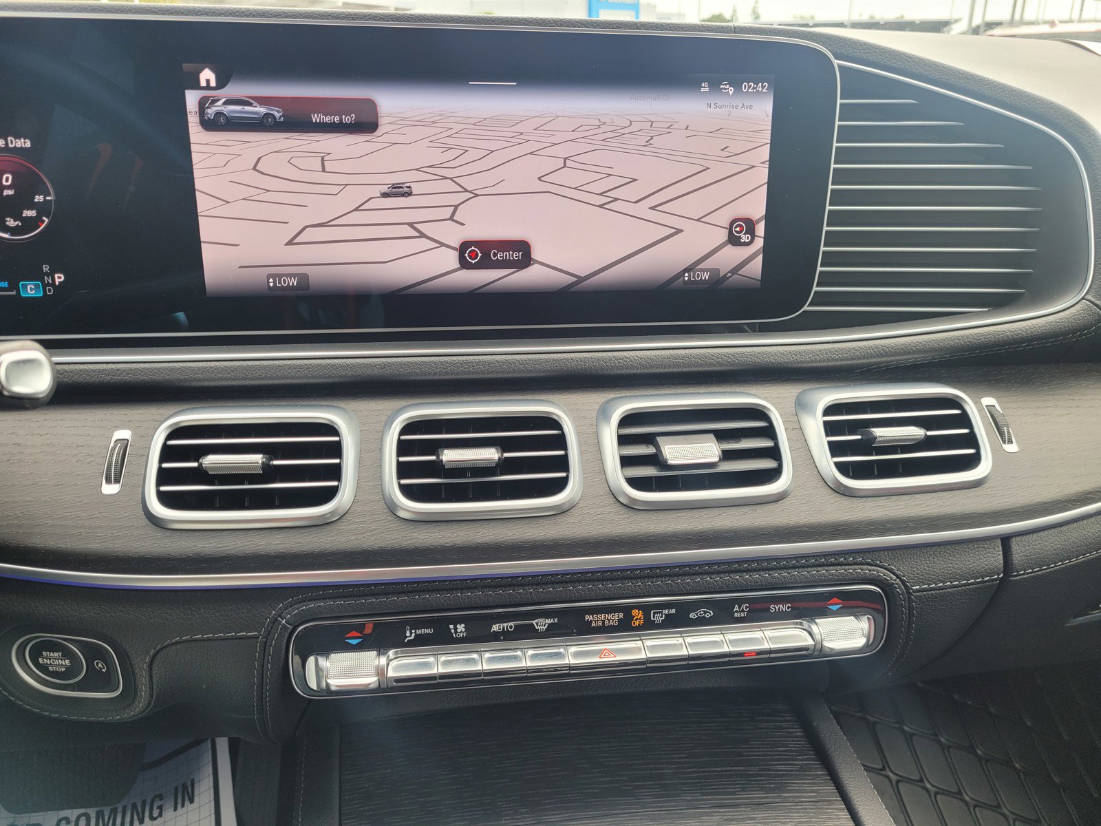 Used 2024 Mercedes-Benz GLE 350 4MATIC image 19