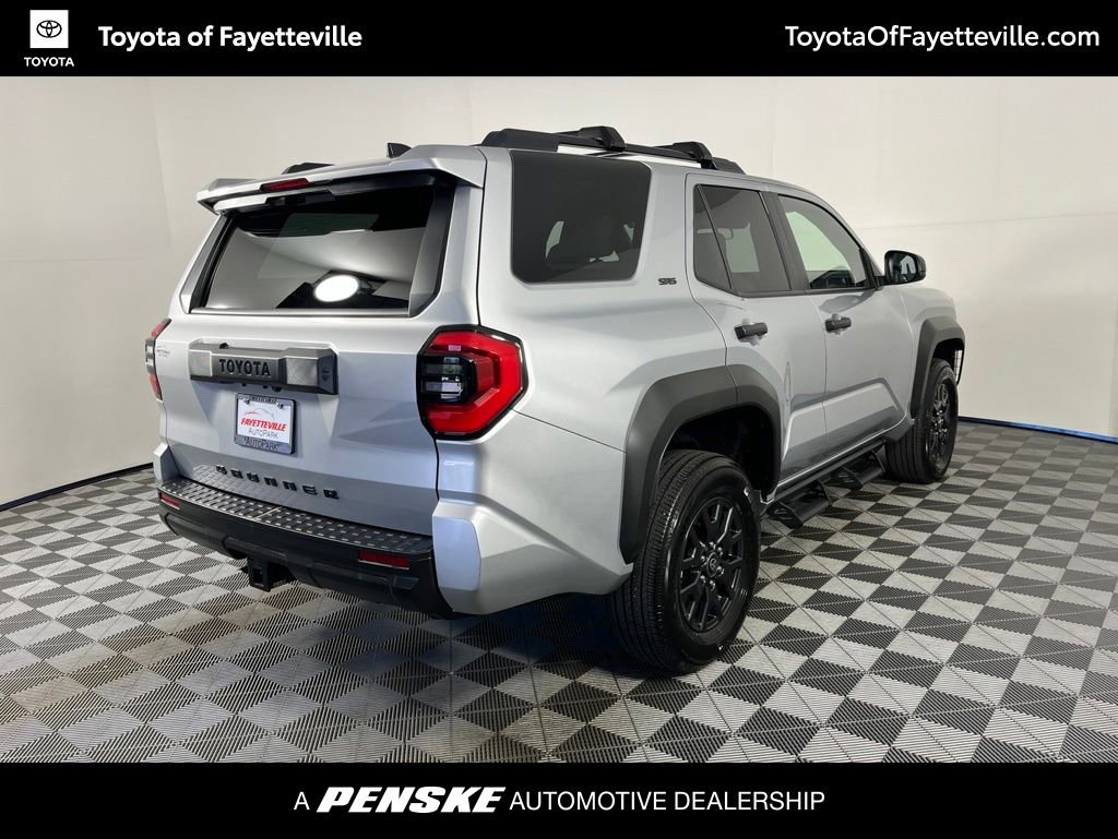 Certified 2025 Toyota 4Runner SR5 AWD/4WD image 13