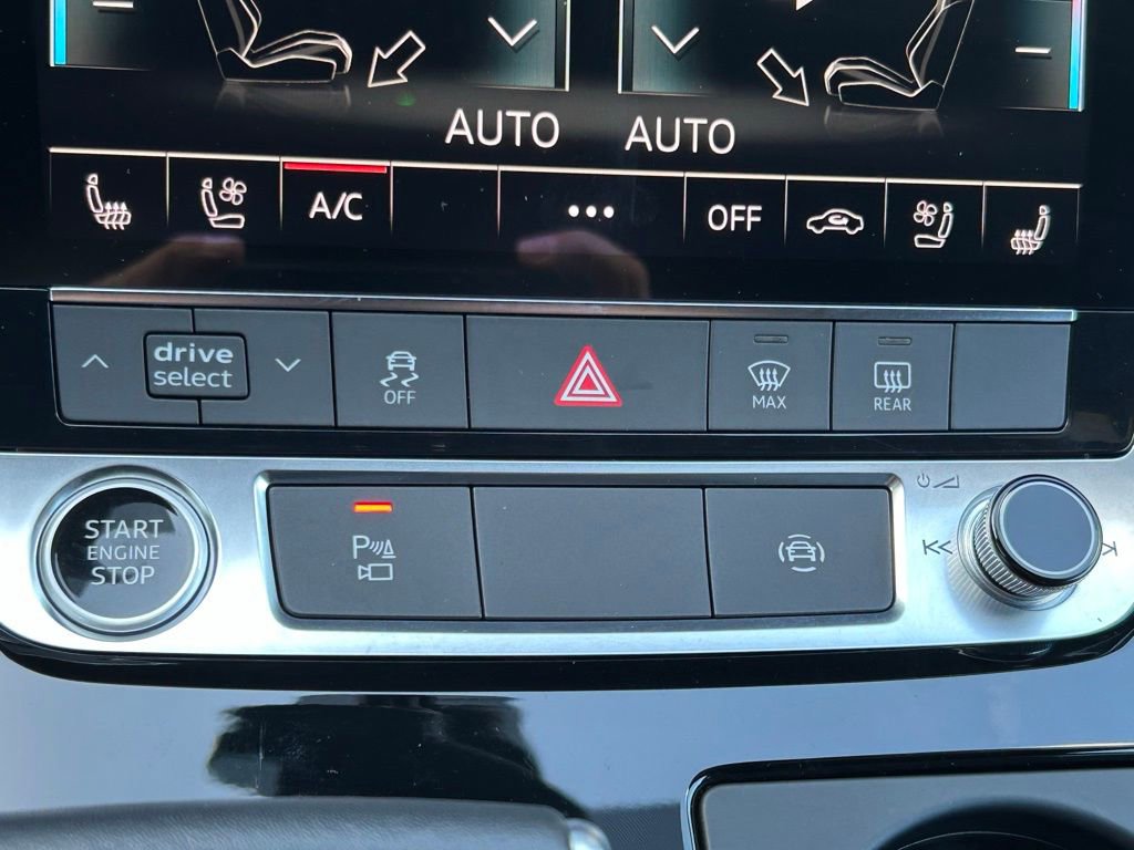 Used 2022 Audi Q8 Premium Plus w/ Premium Plus Package image 35