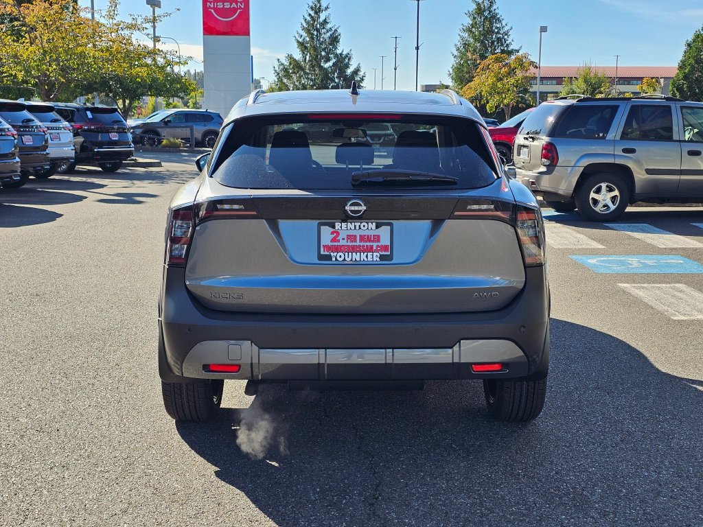 New 2027 Nissan Kicks SR AWD/4WD image 6