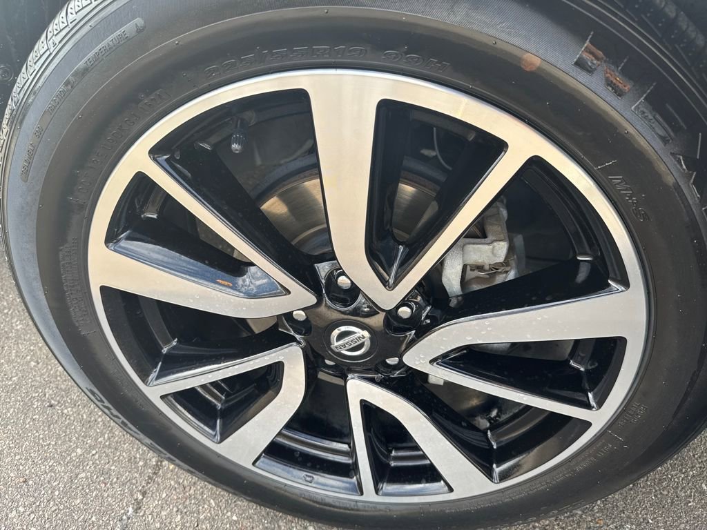 Used 2019 Nissan Rogue SL w/ Premium Package image 37