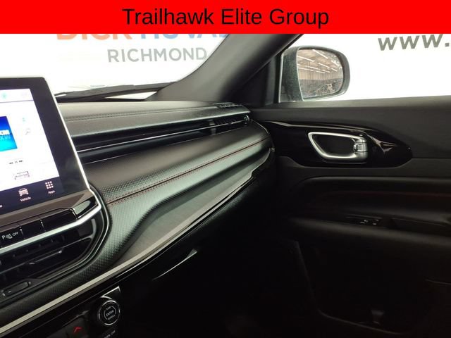 Used 2024 Jeep Compass Trailhawk w/ Trailhawk Elite Group AWD/4WD image 23