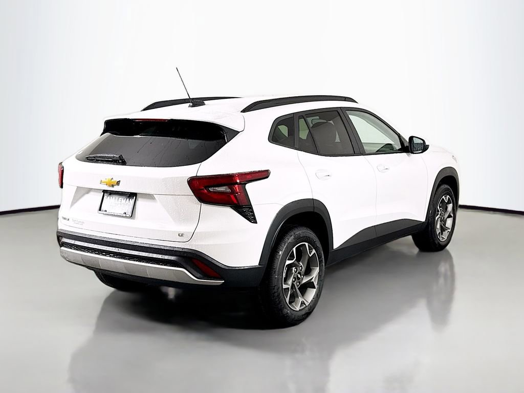 New 2026 Chevrolet Trax LT w/ Driver Confidence Package image 7