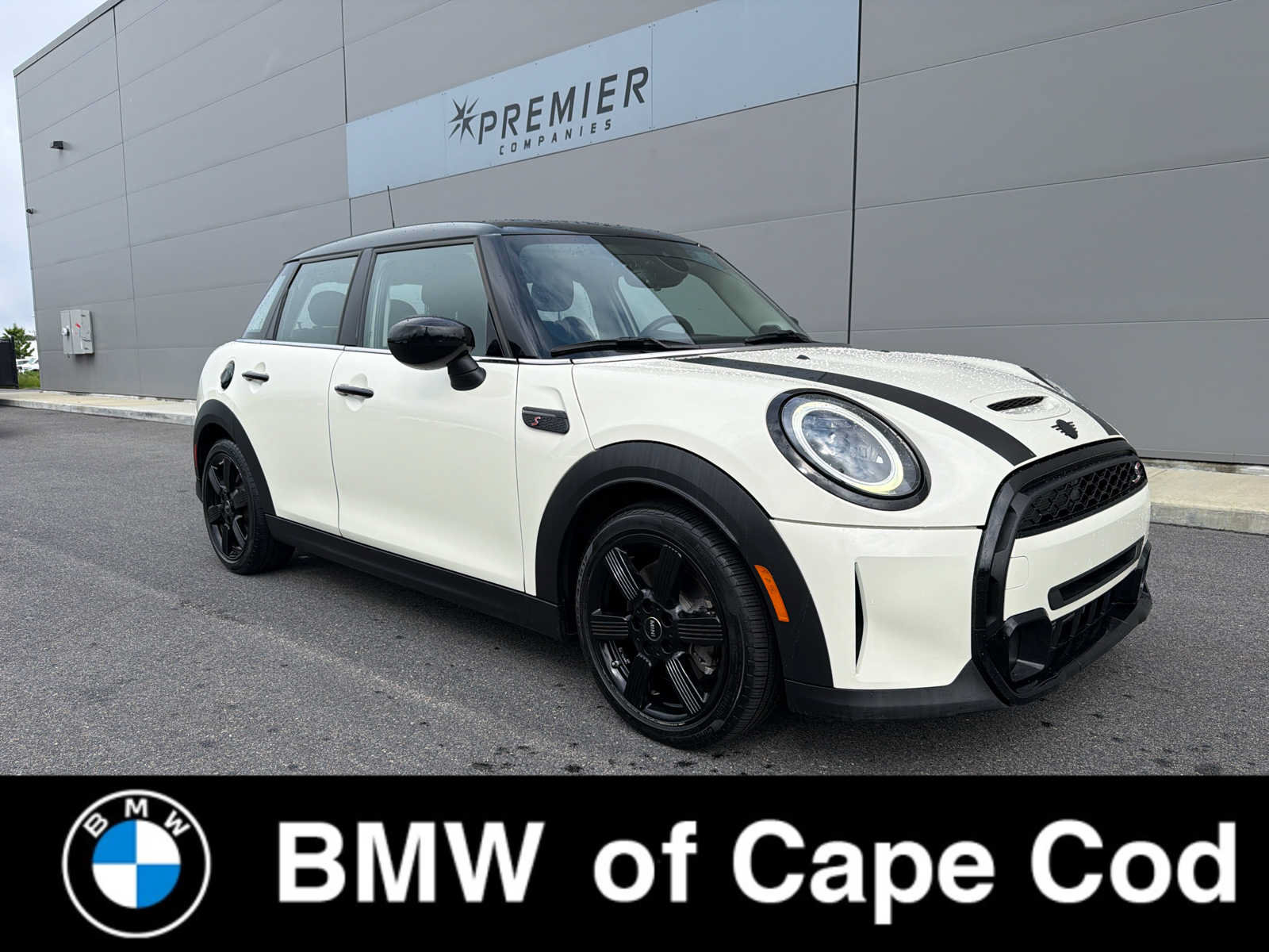 Used 2023 MINI Cooper S w/ Premium Package FWD image 1