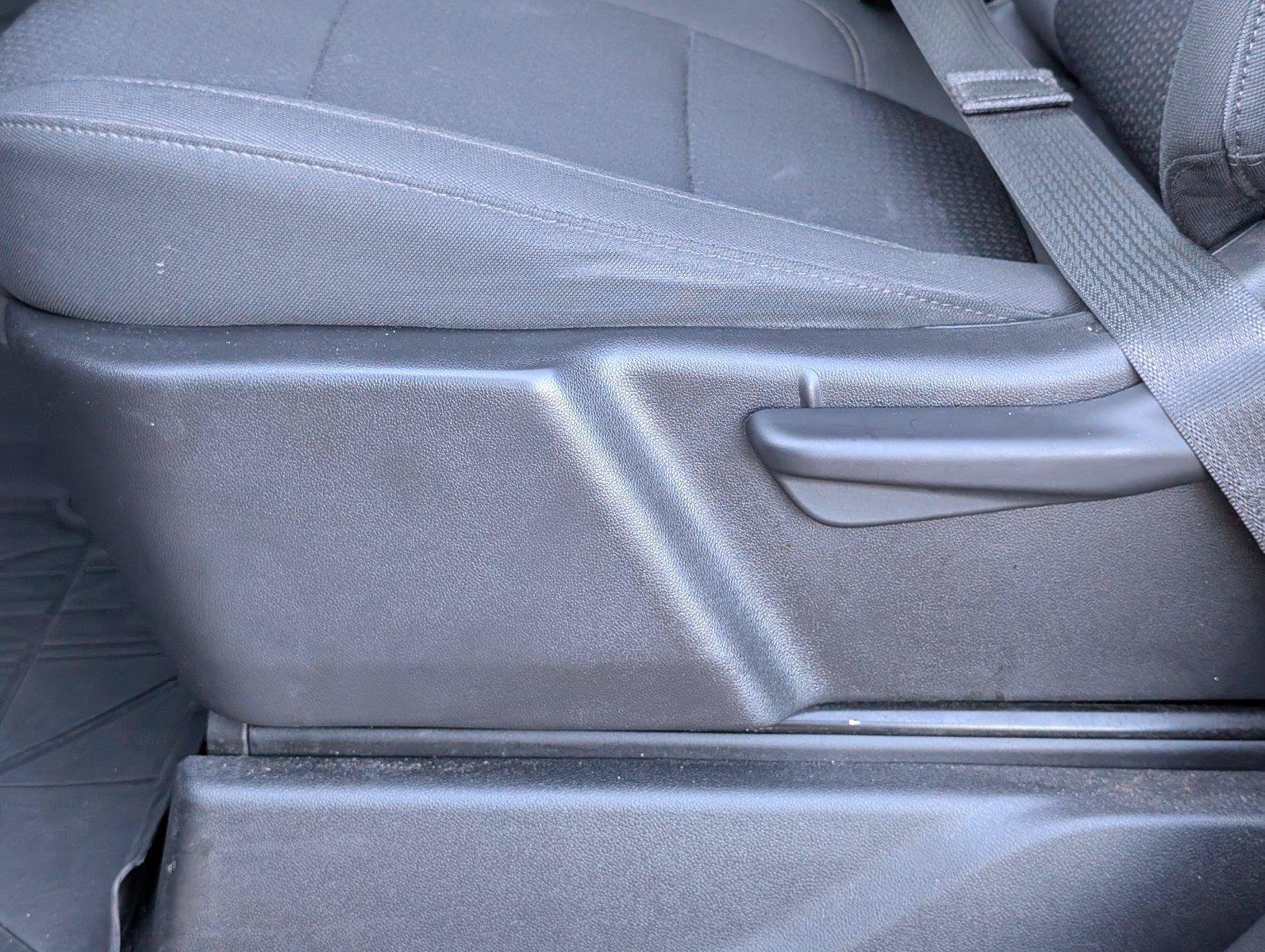 Used 2022 Chevrolet Silverado 1500 Custom w/ Safety Confidence Package RWD image 16