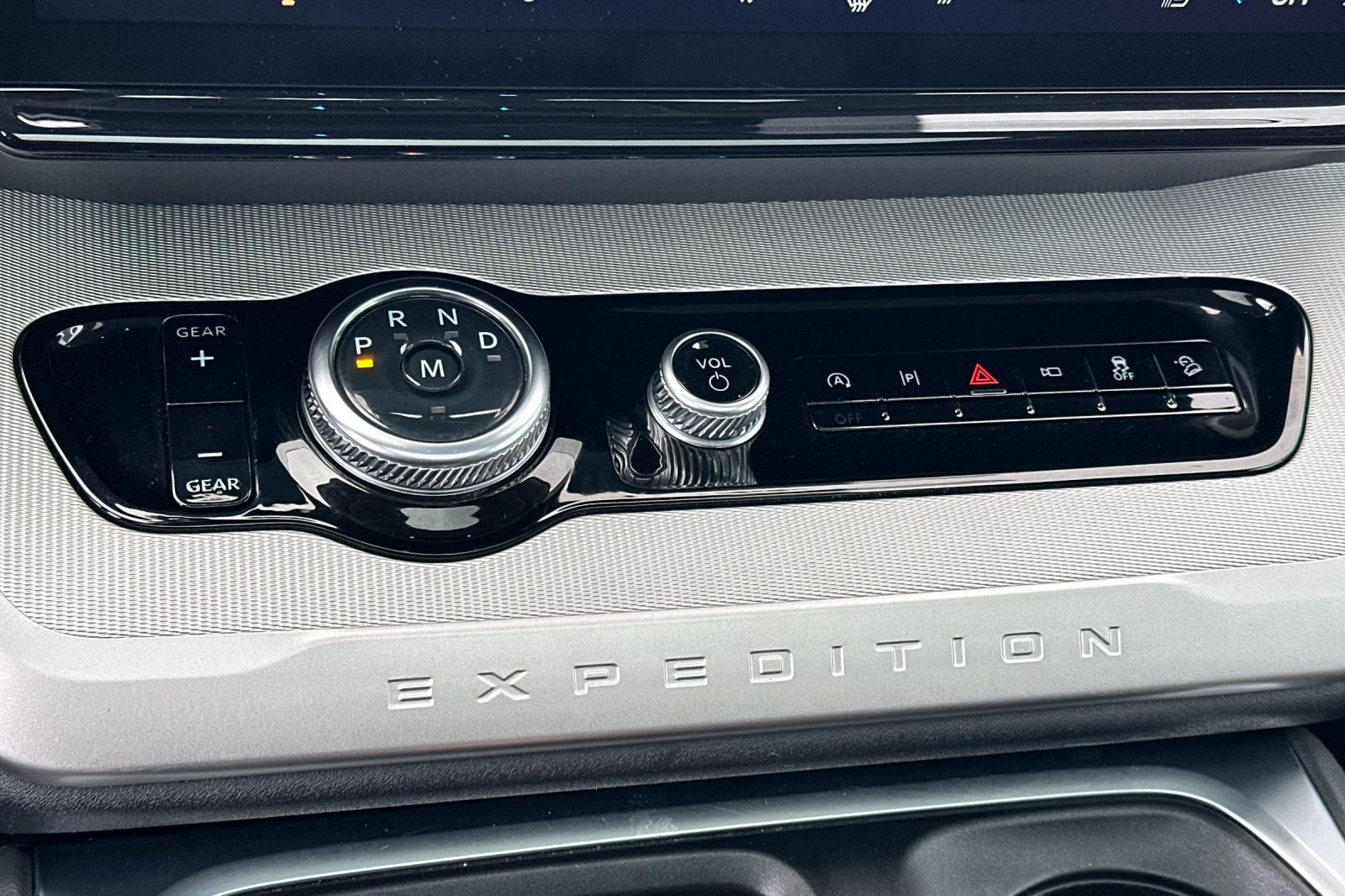 Used 2025 Ford Expedition Max Active image 21