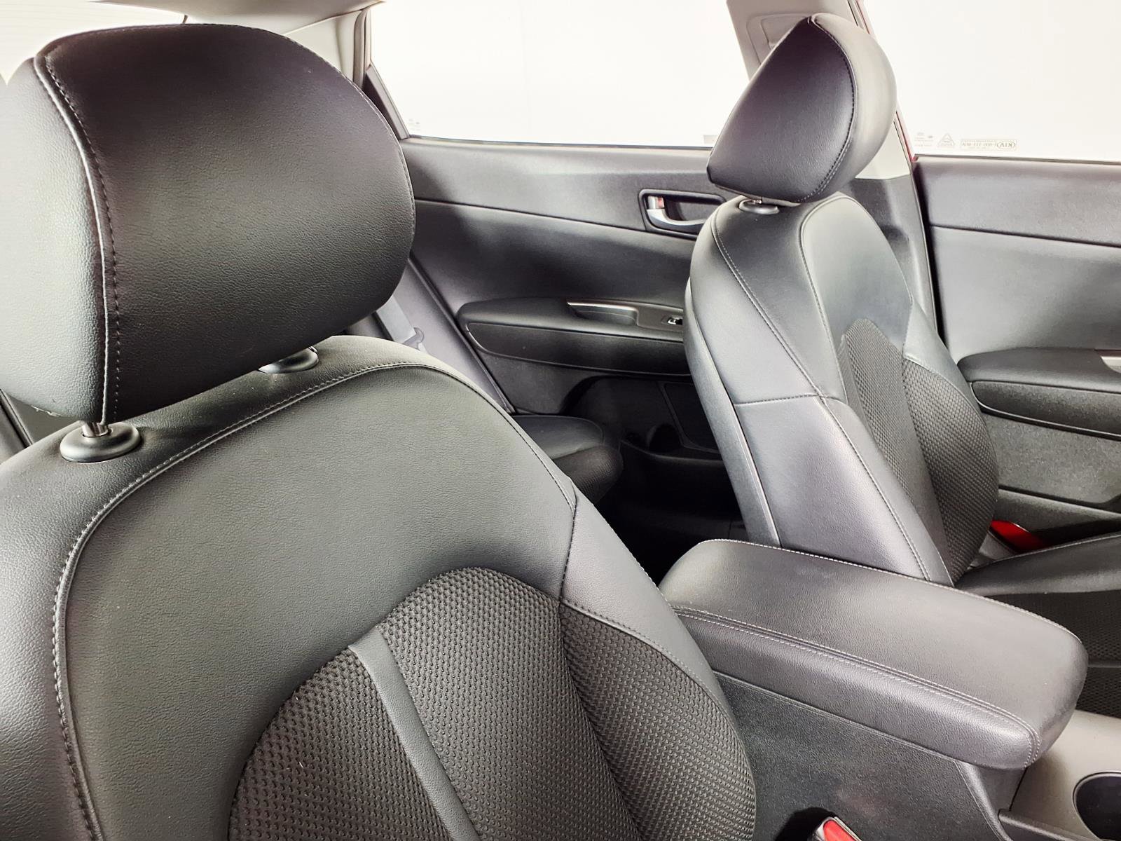 Used 2019 Kia Optima S w/ S Panoramic Sunroof Package FWD image 10