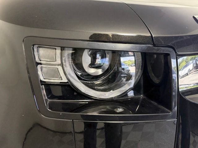 Certified 2025 Land Rover Defender 110 S AWD/4WD image 10