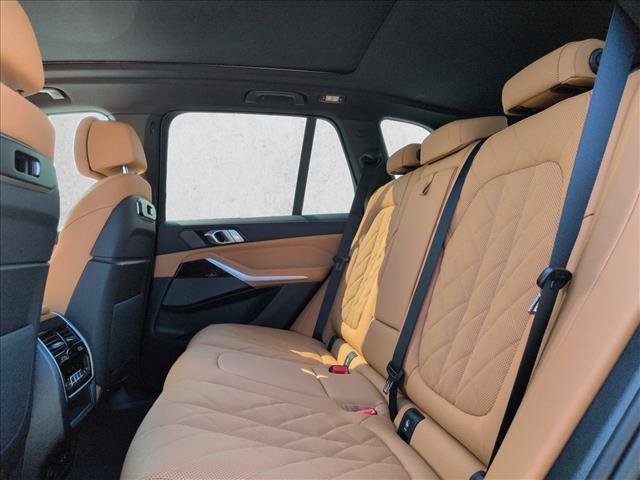 New 2026 BMW X5 xDrive40i AWD/4WD image 16