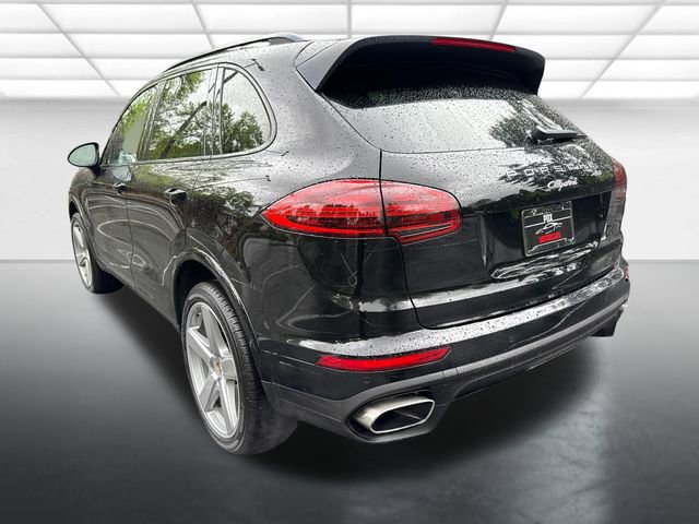 Used 2017 Porsche Cayenne Platinum Edition image 3