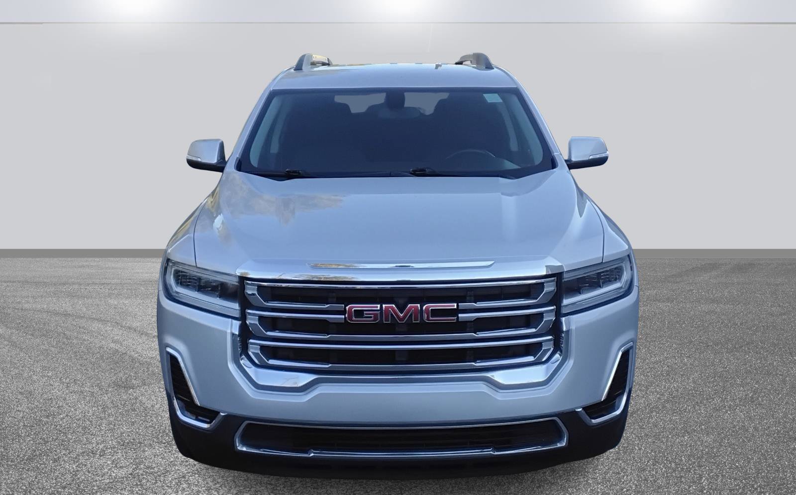 Used 2020 GMC Acadia SLE w/ Driver Convenience Package image 2