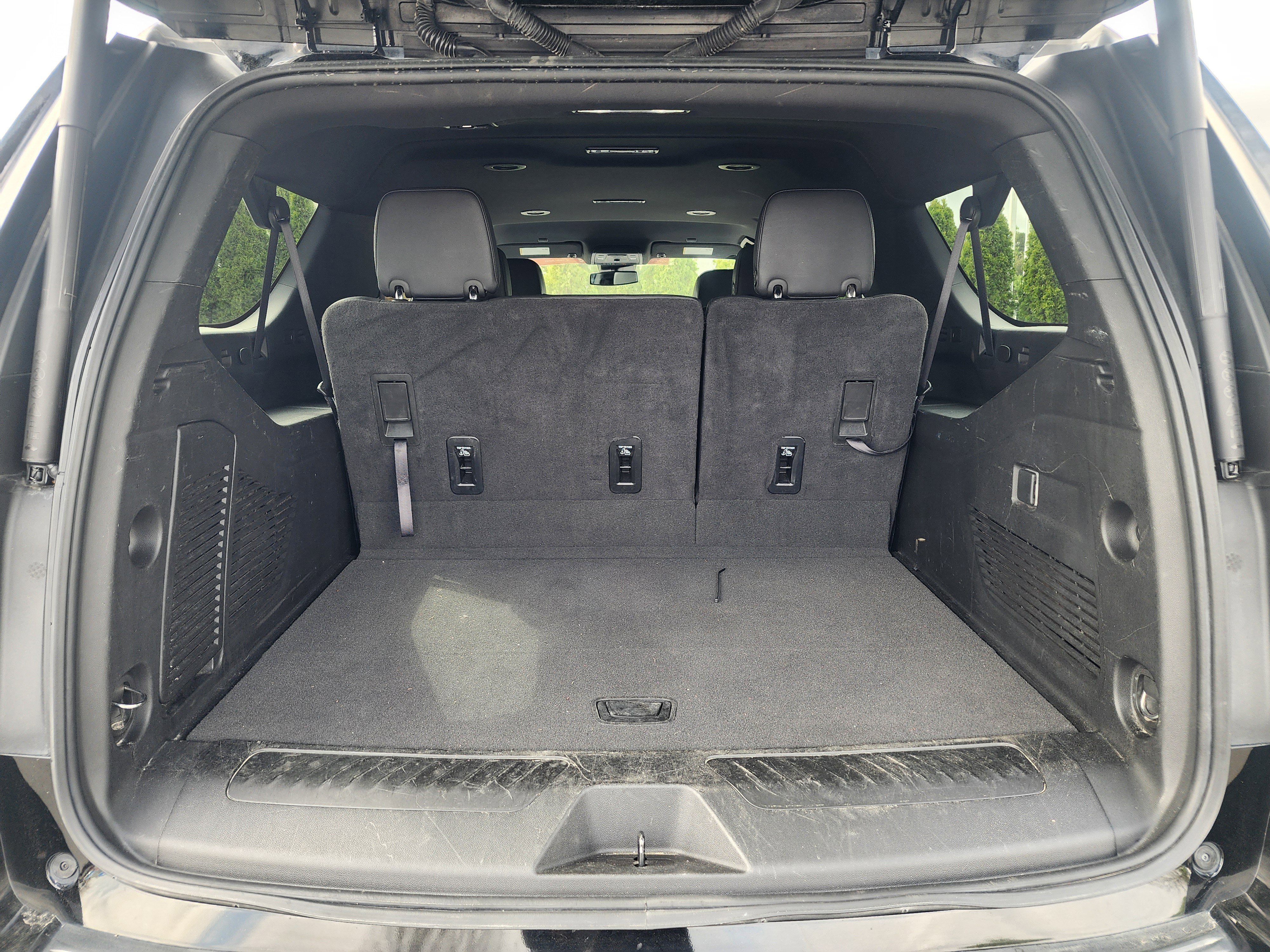 Used 2024 Chevrolet Suburban LT AWD/4WD image 12